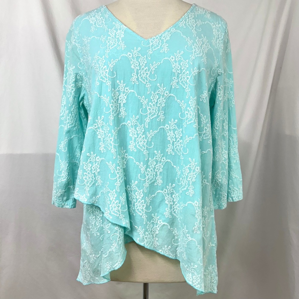 CMC Color Me Cotton Aqua Blue Floral Embroidered Asymmetrical Tunic Top L USA - Picture 1 of 7